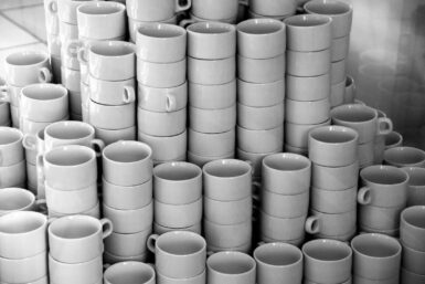 Location de materiel tasses vaisselle