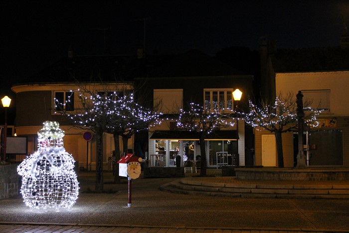 Illuminations Noël Missillac_Place de la Fontaine©T. GUIHO